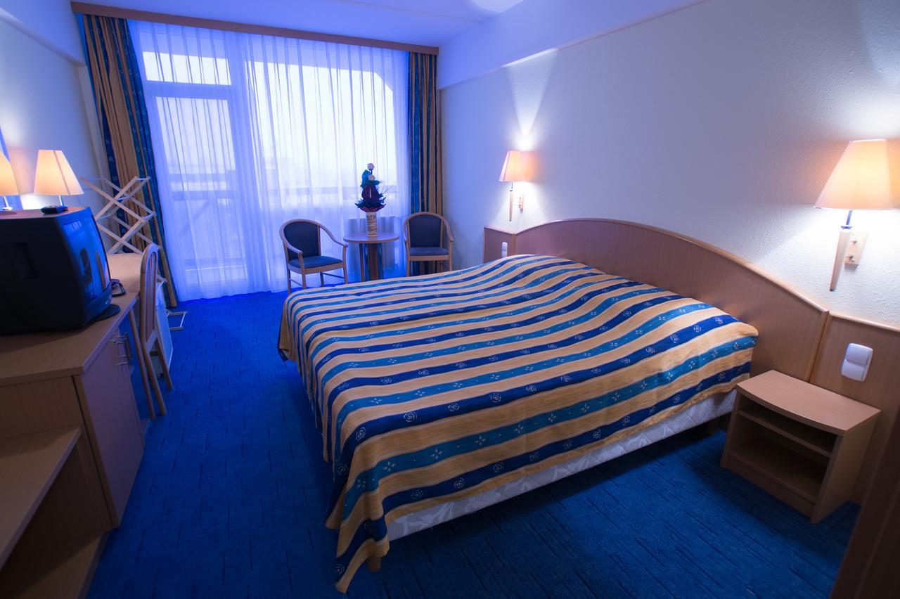 Matyas Kiraly Gyogy- Es Wellness Hotel Hajduszoboszlo Exterior photo